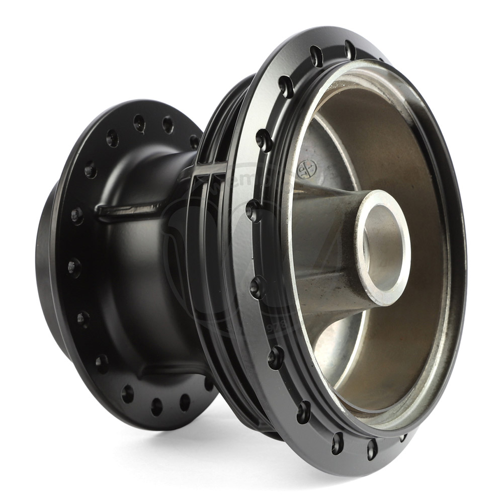 0OE3175_ad3869 two.jpg